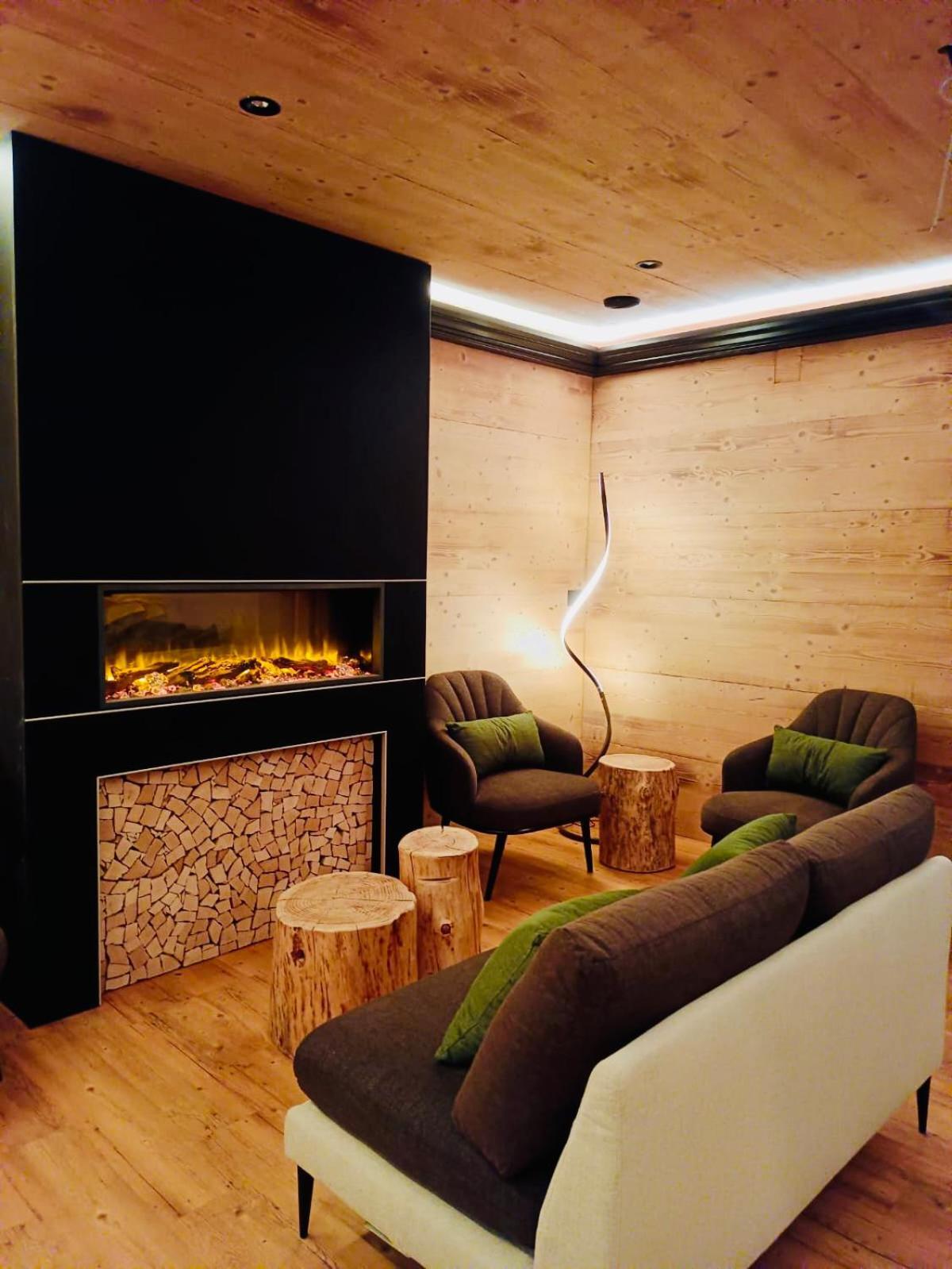 Hotel Alpino Wellness & Spa ペーイオ・フォンティ エクステリア 写真